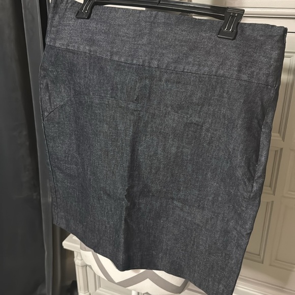 Dark Navy Knee Length Pencil Denim Skirt by Gap - Size 14 - Picture 4 of 13